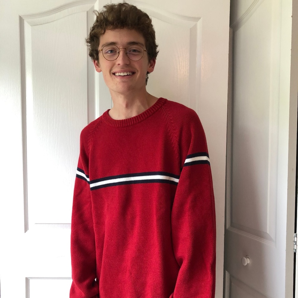 tommy hilfiger sweater 🥀